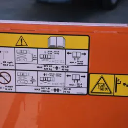 JLG ES2632 8M